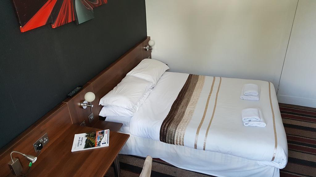 Blossom Guest House Единбург Екстериор снимка