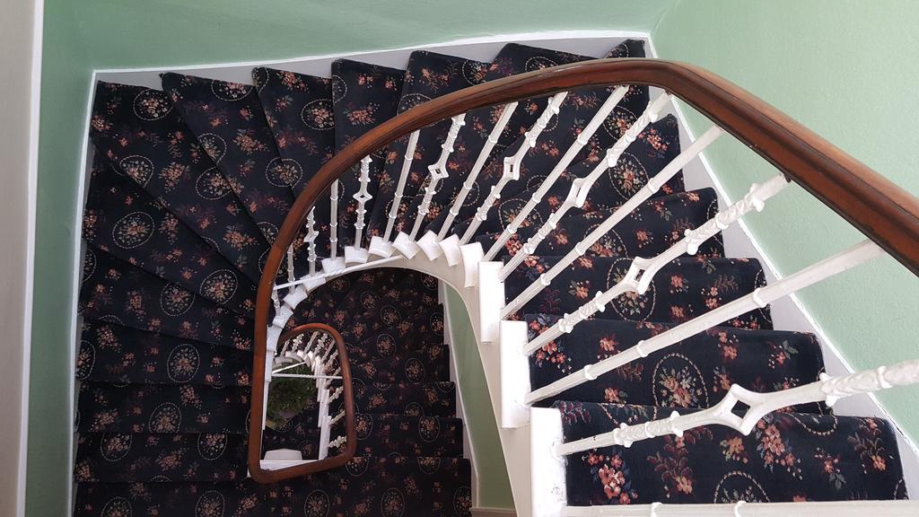 Blossom Guest House Единбург Екстериор снимка