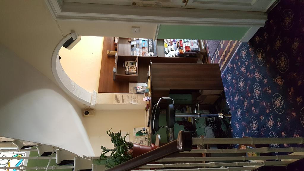 Blossom Guest House Единбург Екстериор снимка