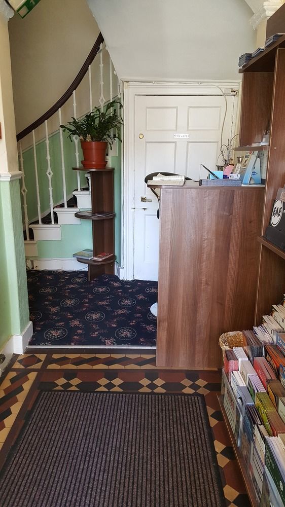 Blossom Guest House Единбург Екстериор снимка